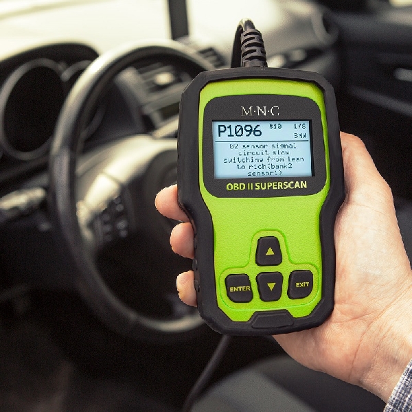  Autó diagnosztikai eszköz - hibakód kiolvasó - OBD2 - 12V (55679)